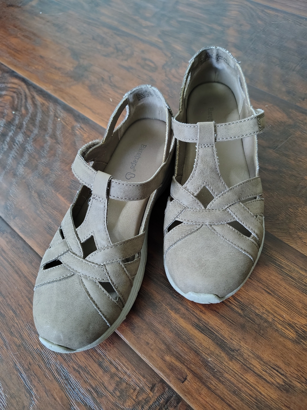 Bare Traps Ashlee shoes feature a woven strap design Casual Sneaker